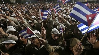 Cubans pay tribute to Fidel Castro