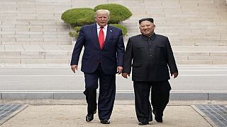 Trump écrit l'histoire avec quelques pas en Corée du Nord