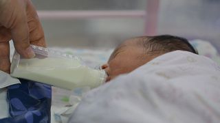 South African woman gives birth to ten babies breaking Guinness Record