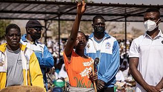 Young woman in Burkina Faso becomes famous for her "healing powers"