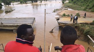 East Africa Floods: Death toll mounts in Kenya