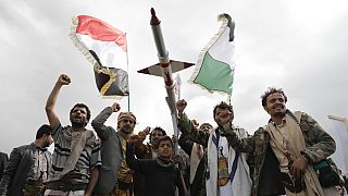 Houthis fire missile against Liberian-flagged ship