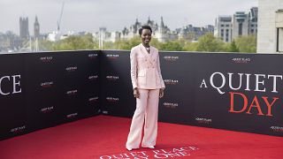 Lupita Nyong'o et Joseph Quinn co-stars dans "Sans un bruit : jour 1"