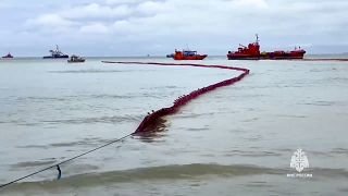 Russie : une équipe d'urgence à Kerch pour contenir la marée noire