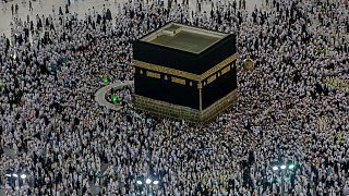 Vaccination Mandate for Umrah Pilgrims to Begin in 2025